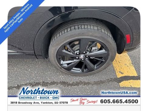 Used 2022 Buick Envision Essence w/ Technology Package I image 10