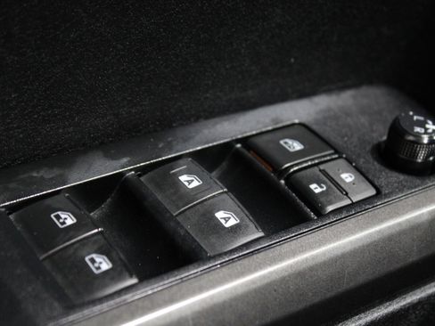 Used 2022 Toyota Tacoma TRD Sport image 4