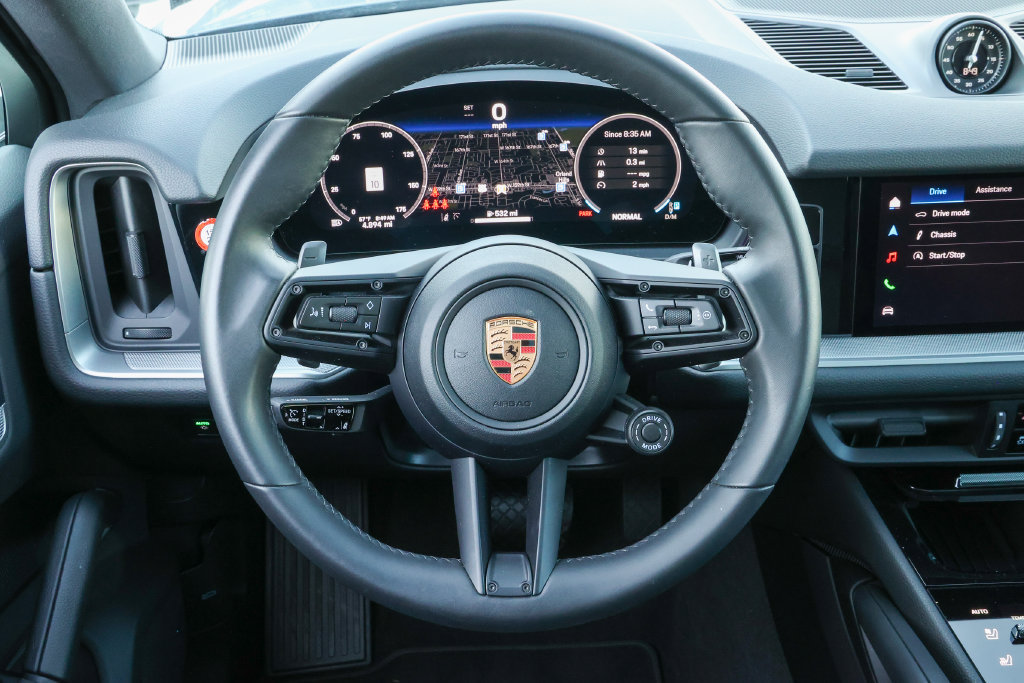 Certified 2026 Porsche Cayenne Coupe AWD/4WD image 38