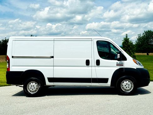 Used 2021 RAM ProMaster 2500 image 5