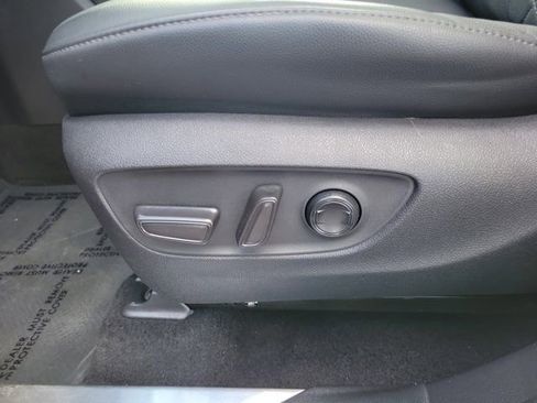 Certified 2021 Toyota Highlander Platinum AWD/4WD image 15