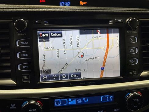 Used 2018 Toyota Highlander Limited image 28