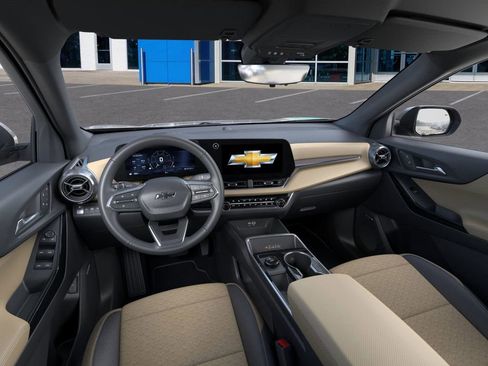 New 2026 Chevrolet Equinox ACTIV w/ Convenience Package III image 16