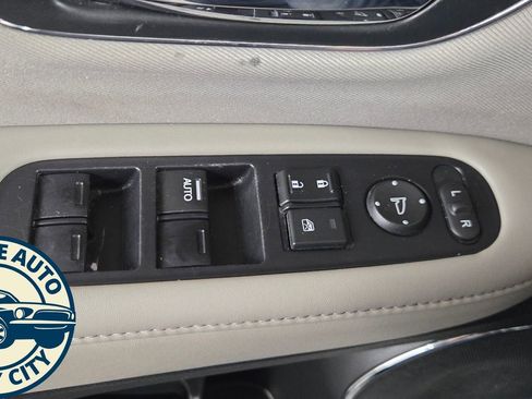 Used 2018 Honda HR-V EX image 22