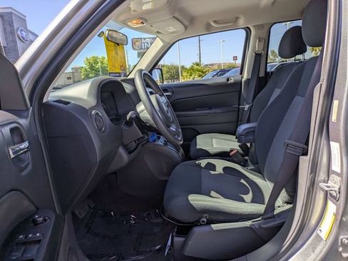 Used 2014 Jeep Patriot Sport w/ Power Value Group AWD/4WD image 17