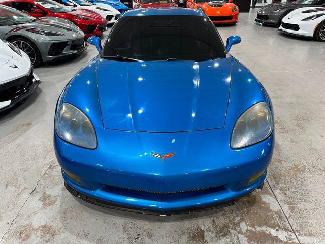Used 2008 Chevrolet Corvette Coupe w/ Z51 Performance Package RWD image 28