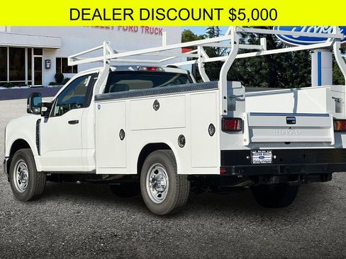 New 2025 Ford F350 XL w/ XL Chrome Package image 6