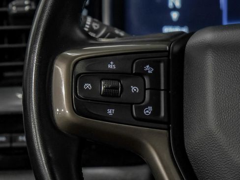 Used 2024 Chevrolet Silverado 2500 High Country w/ High Country Premium Package image 17