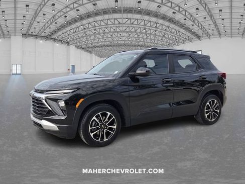 Certified 2025 Chevrolet TrailBlazer LT w/ Convenience Package FWD image 3