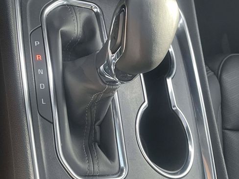 Used 2023 Chevrolet Traverse High Country w/ LPO, Floor Liner Package FWD image 23