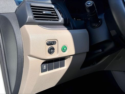 Used 2017 Honda Pilot EX-L image 37