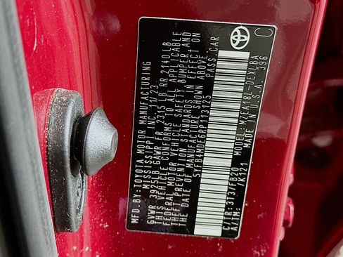 Used 2024 Toyota Corolla LE w/ LE Convenience Package image 12