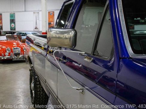 Used 1995 Ford F250 XLT image 38