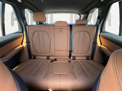 Used 2026 BMW X5 xDrive40i w/ Climate Comfort Package image 19