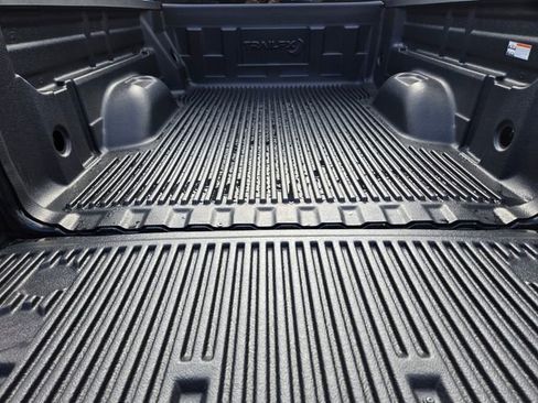 Used 2022 Chevrolet Colorado LT w/ Fleet Safety Package image 14