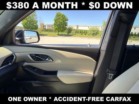Used 2023 Chevrolet Traverse LS AWD/4WD image 20