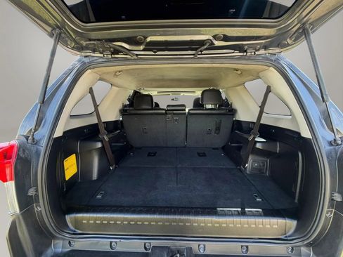 Used 2013 Toyota 4Runner Limited image 17