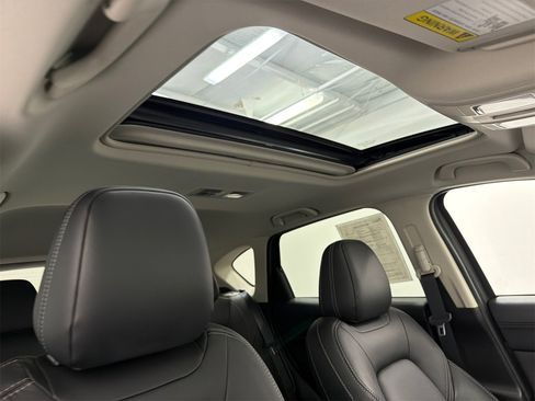 Used 2024 MAZDA CX-5 AWD 2.5 S w/ Preferred Package image 13