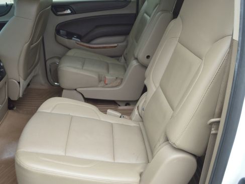Used 2015 Chevrolet Suburban LTZ AWD/4WD image 21