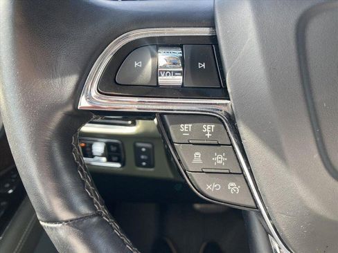 Used 2024 Lincoln Navigator Black Label image 21