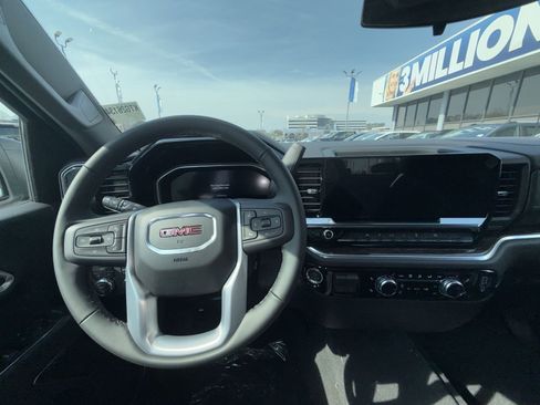 New 2026 GMC Sierra 1500 Elevation AWD/4WD image 16