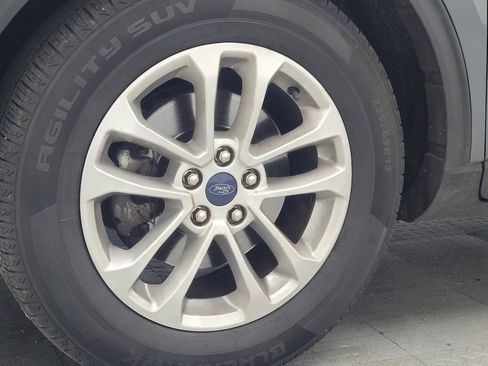 Used 2022 Ford Escape SE w/ Cold Weather Package FWD image 31