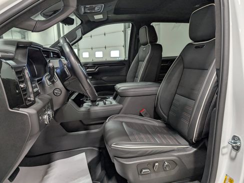 Used 2023 GMC Sierra 1500 AT4X AWD/4WD image 15