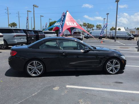 Used 2017 BMW 440i Convertible RWD image 3
