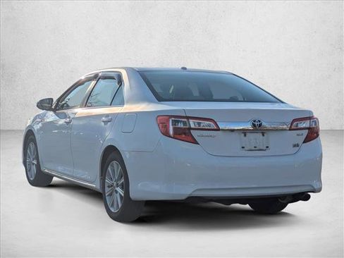 Used 2013 Toyota Camry XLE image 7