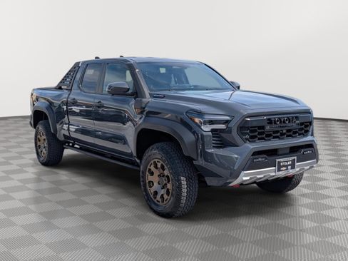Used 2025 Toyota Tacoma 4x4 Double Cab Hybrid w/ Tow Tech Package image 7