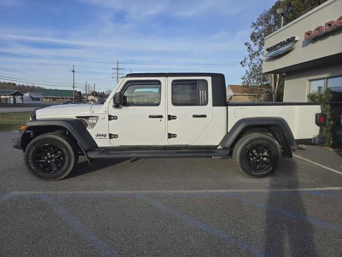 Used 2020 Jeep Gladiator Sport w/ Quick Order Package 24S image 7