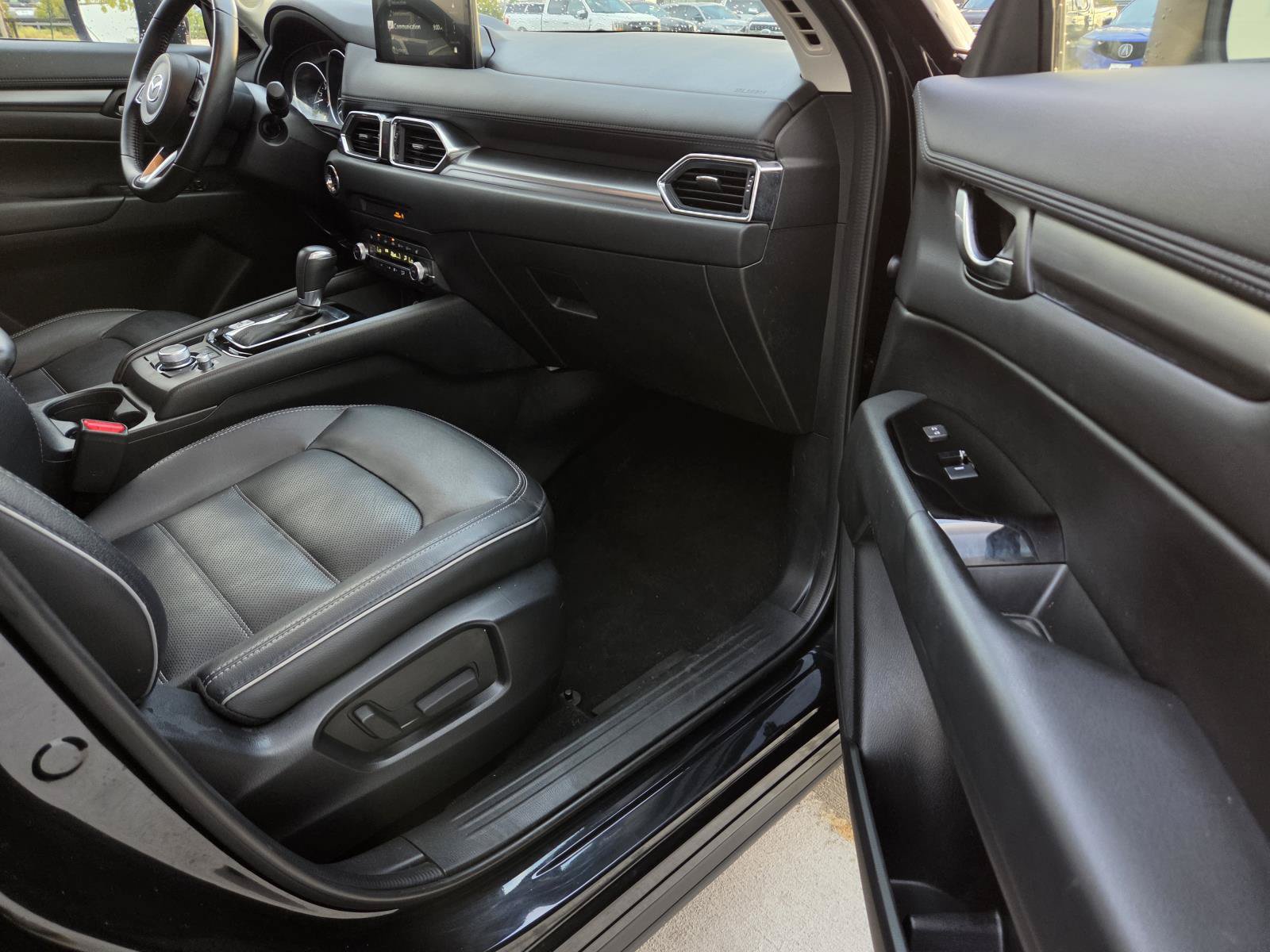 Used 2025 MAZDA CX-5 AWD 2.5 S w/ Preferred Package image 8