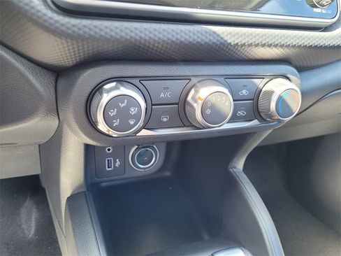 New 2025 Nissan Kicks Play S image 16