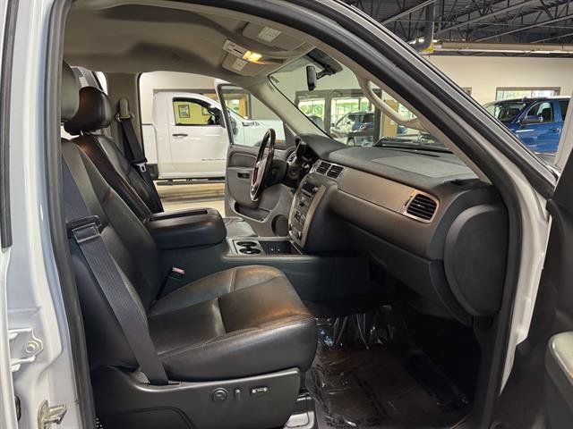 Used 2014 Chevrolet Silverado 3500 LTZ w/ LTZ Plus Package AWD/4WD image 10