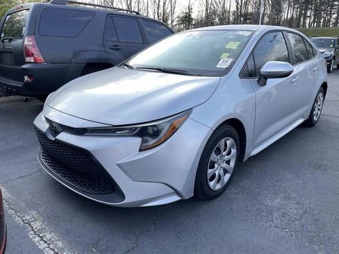 Used 2020 Toyota Corolla LE image 1