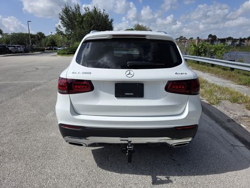 Used 2022 Mercedes-Benz GLC 300 4MATIC image 6