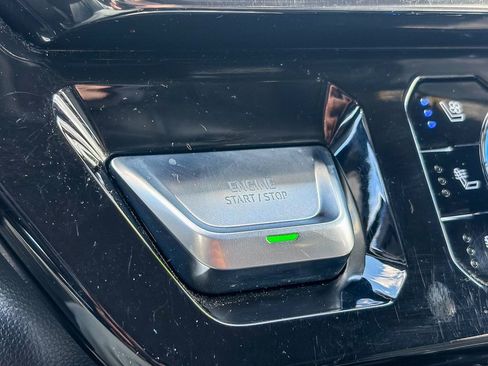 Used 2023 GMC Sierra 1500 AT4 w/ Technology Package image 30