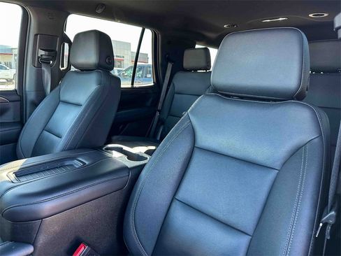 Used 2023 Chevrolet Tahoe LT w/ Luxury Package image 11