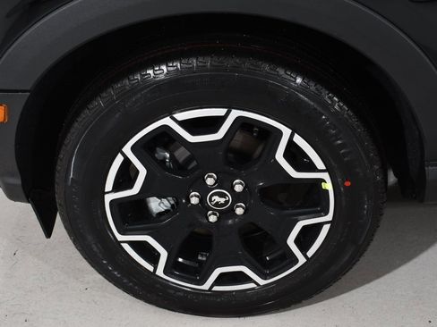 New 2025 Ford Bronco Sport Outer Banks w/ Outer Banks Tech Package+ image 24