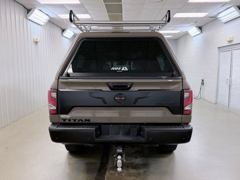 Used 2021 Nissan Titan PRO-4X AWD/4WD image 7
