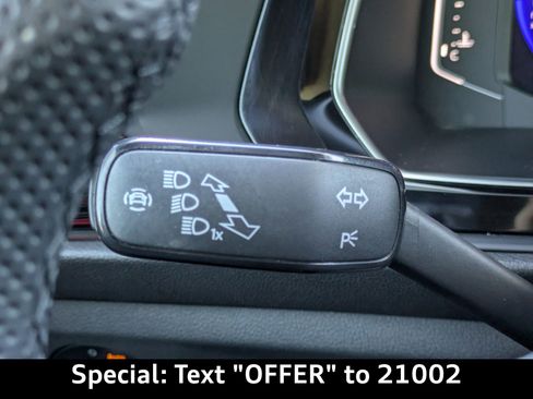 Used 2022 Volkswagen Jetta GLI Autobahn image 28