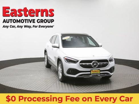 Used 2022 Mercedes-Benz GLA 250 4MATIC w/ Premium Package Lite image 54
