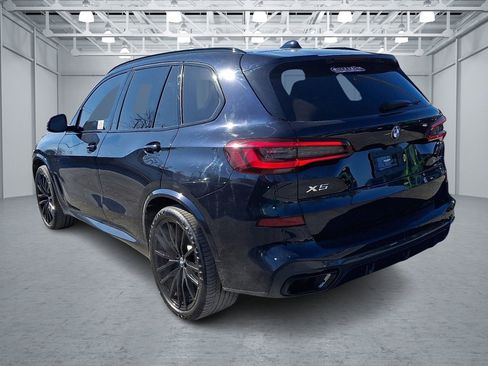 Used 2022 BMW X5 sDrive40i w/ M Sport Package image 3