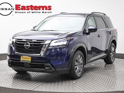 Used 2025 Nissan Pathfinder SV