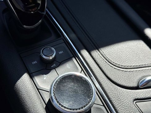 Used 2020 Cadillac XT5 Premium Luxury image 28