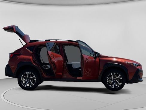 Used 2024 Subaru Crosstrek 2.0i Premium w/ Crosstrek Mirror Package AWD/4WD image 29