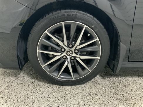 Used 2021 Toyota Camry XLE w/ Navigation Package AWD/4WD image 11