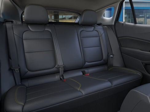 New 2026 Chevrolet Trax ACTIV w/ Driver Confidence Package FWD image 18