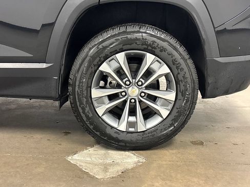 Used 2026 Chevrolet Equinox LT FWD image 14