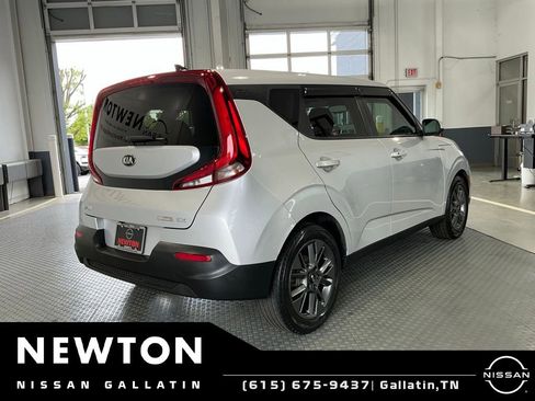 Used 2020 Kia Soul EX FWD image 26
